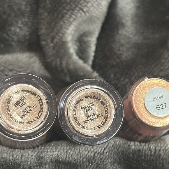 Qty-1 MAC Pigment Mini - Picture 7 of 9